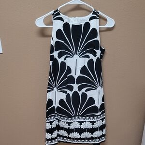 London Times Elegant Black and White Dress 🖤🤍